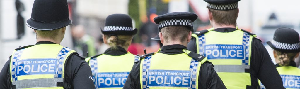 UK Police's Raid Against Smishing, Eight Men Arrested