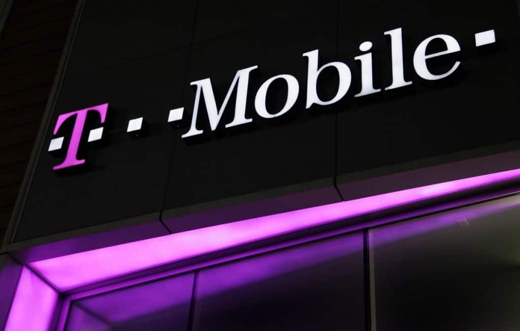 Hacker Claims to Steal Data of 100 Million T-Mobile Customers In an Act of Retaliation